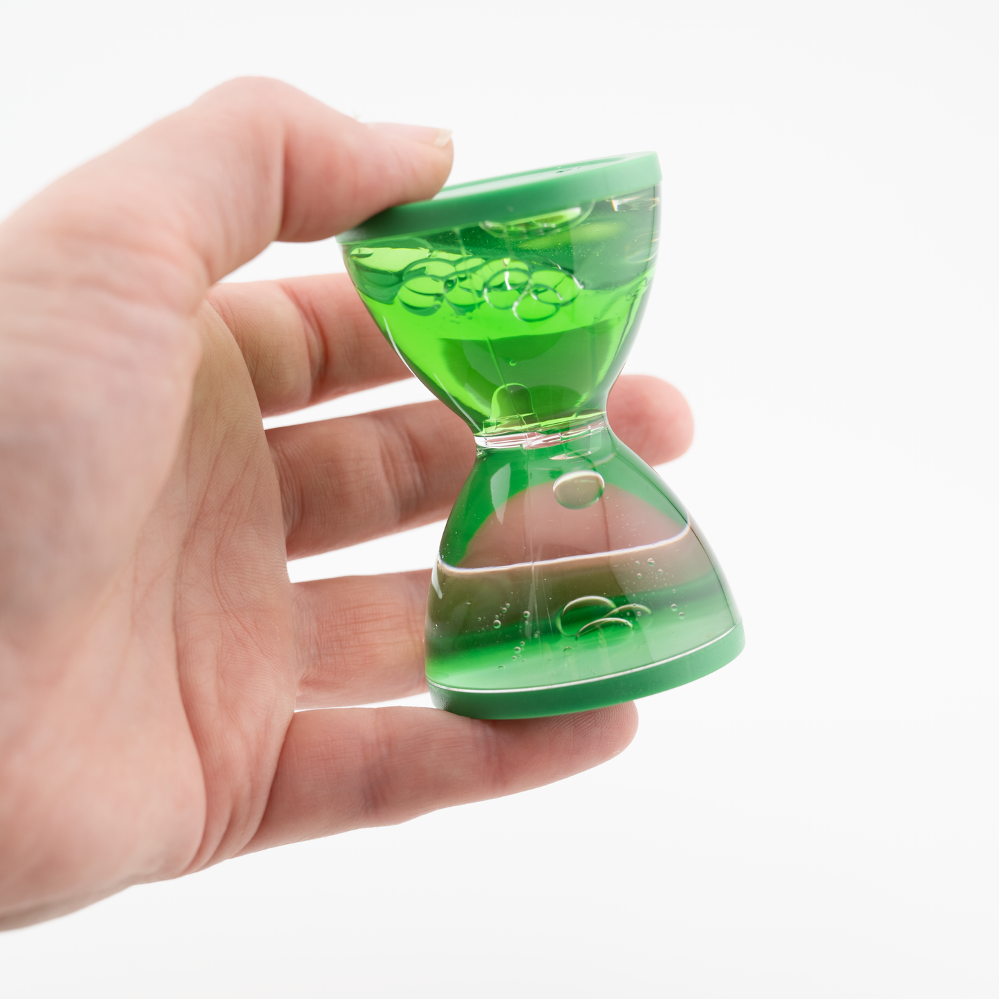 grüner Blubbler in der Hand