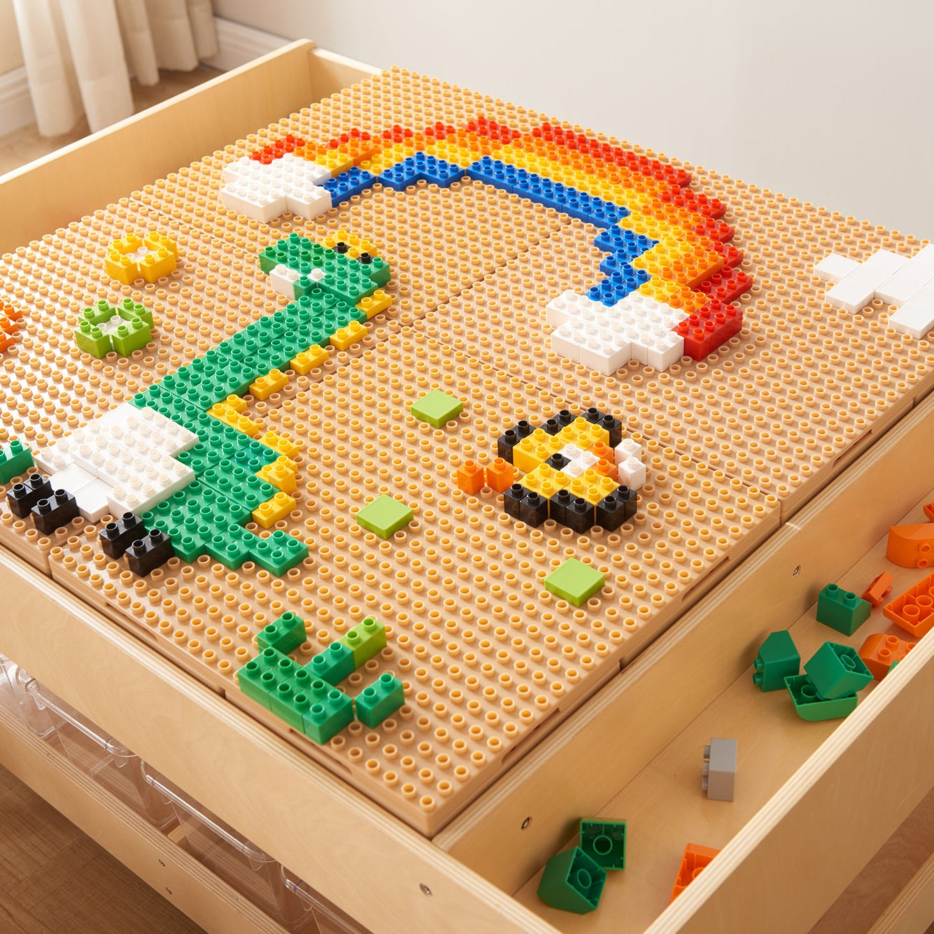 Spieltisch mit Platten