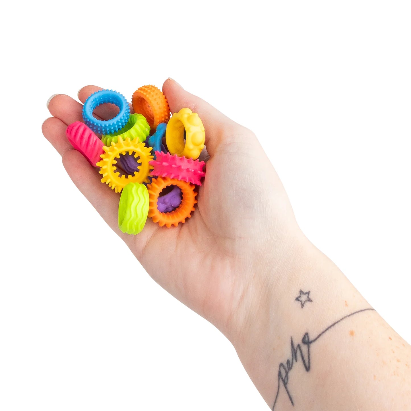 Ringe in der Hand