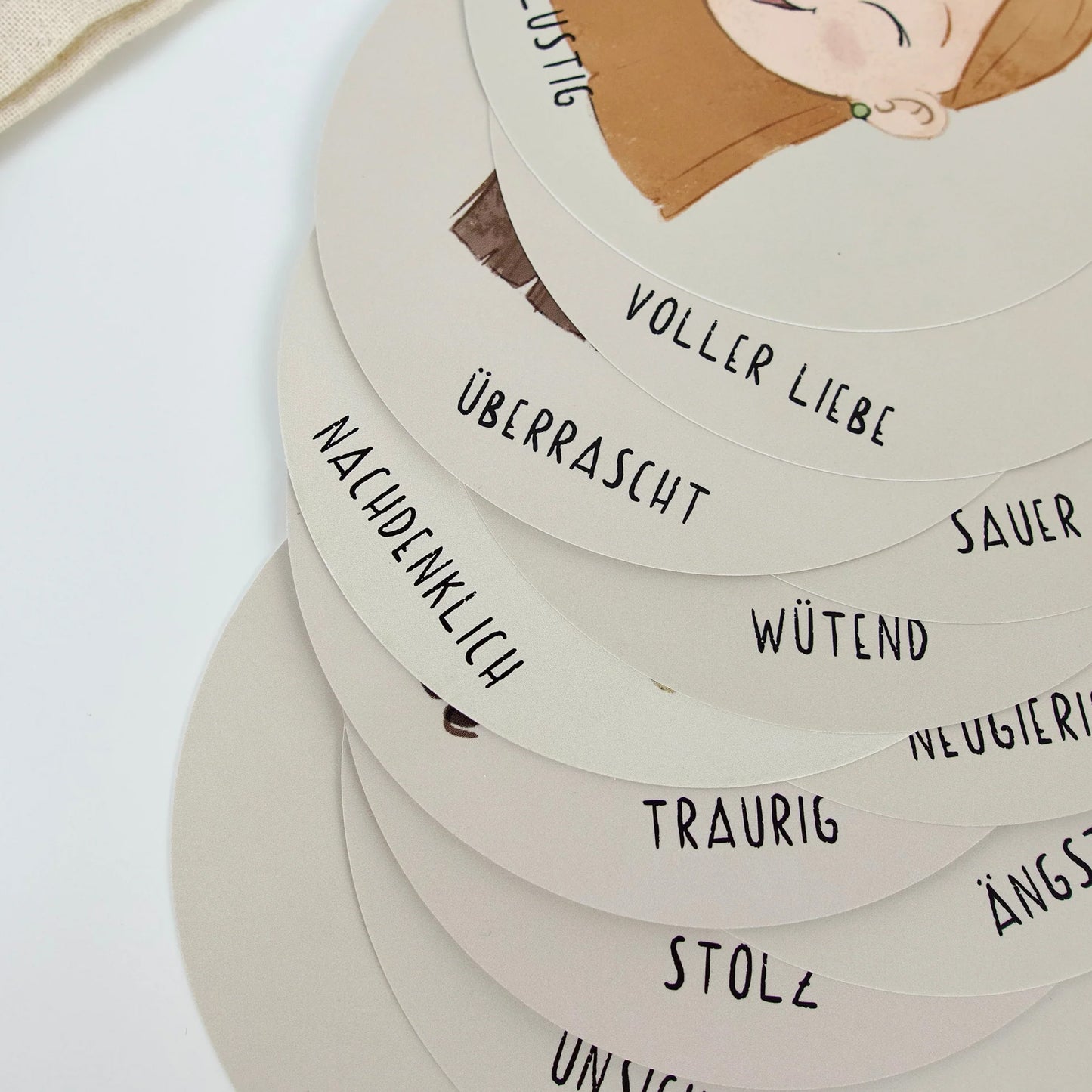 Emotionskarten gestapelt