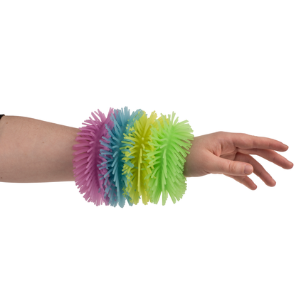 Armbänder am Handgelenk