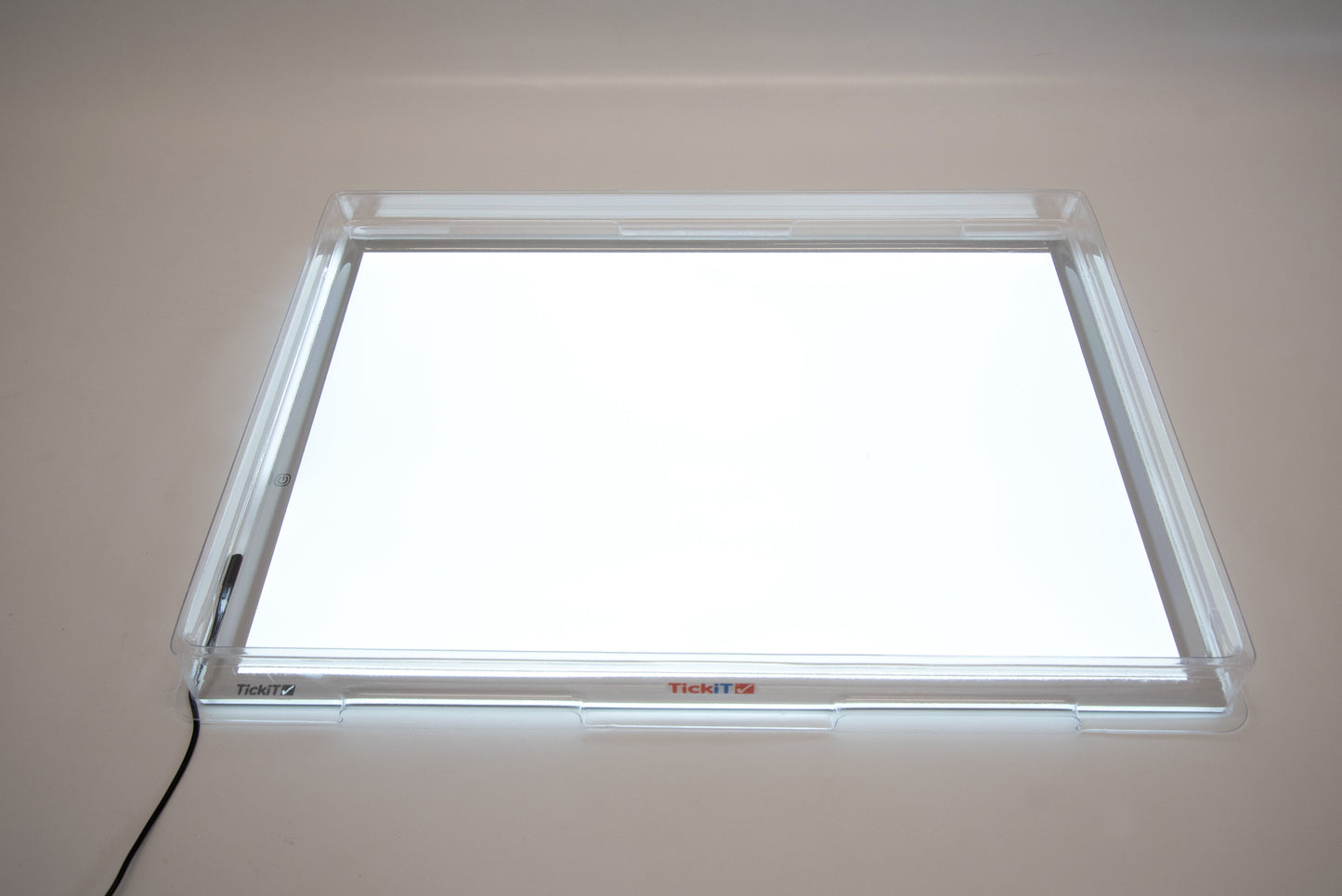 Lichtpanel A2 – Ruhe, Fokus & sensorische Entdeckung