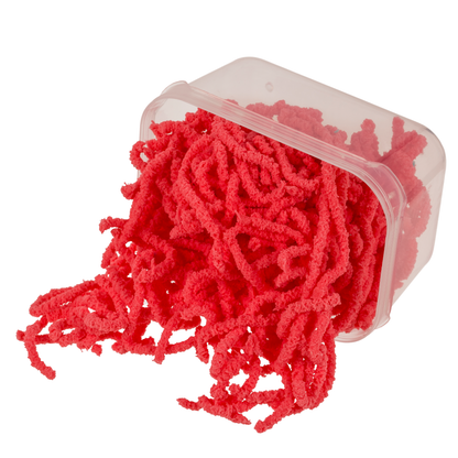 rote Würmer in offene Dose