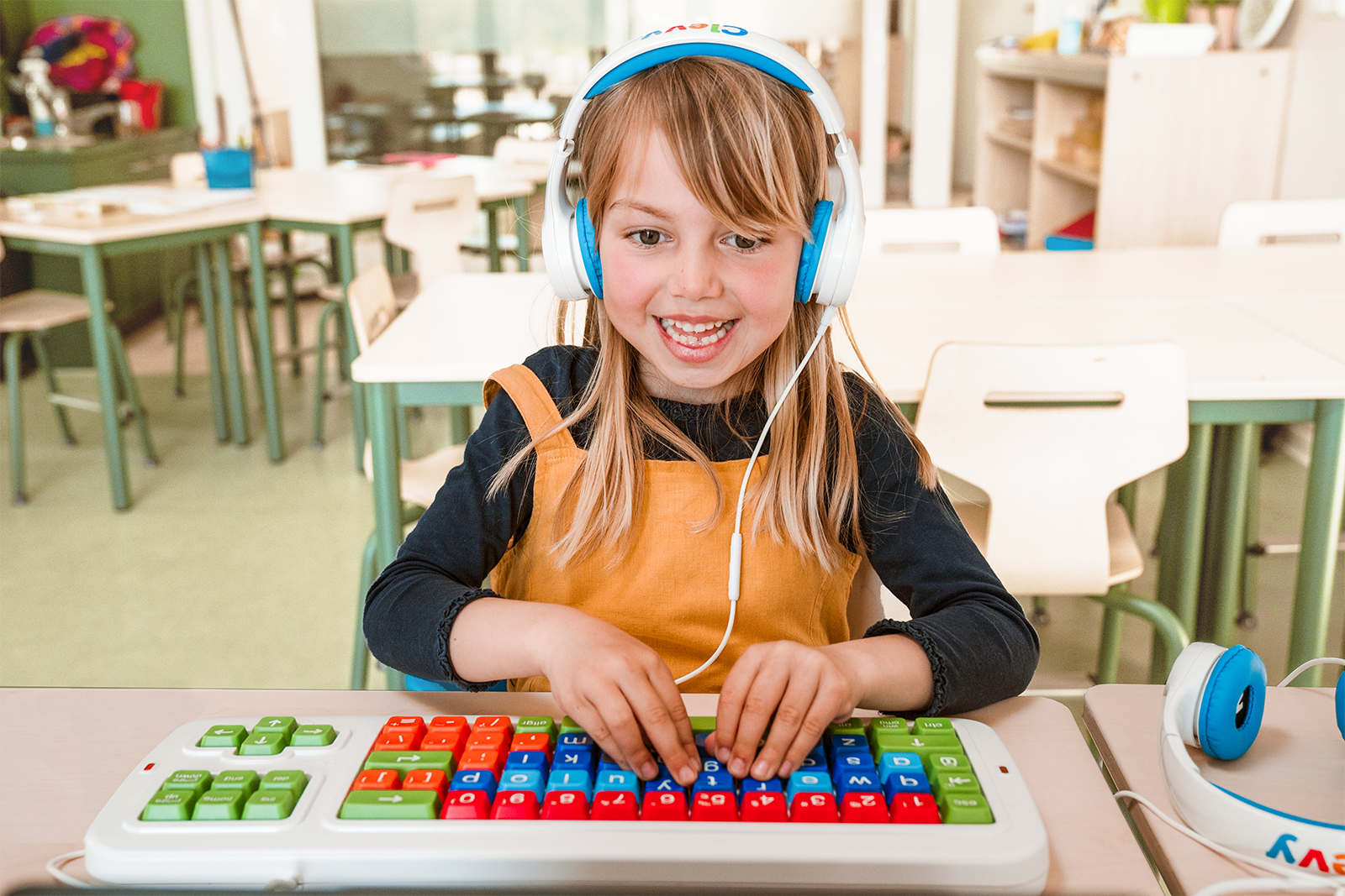 Clevy Tastatur in Benutzung durch Mädchen