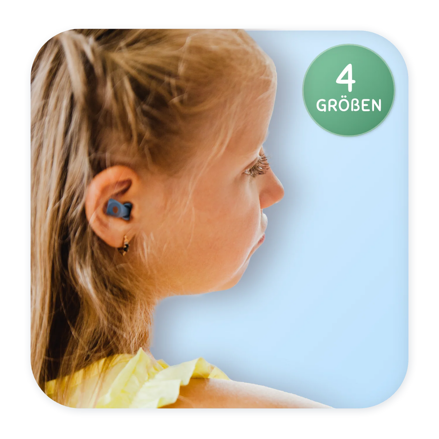 Kind seitlich mit in Ohr Kopfhörer